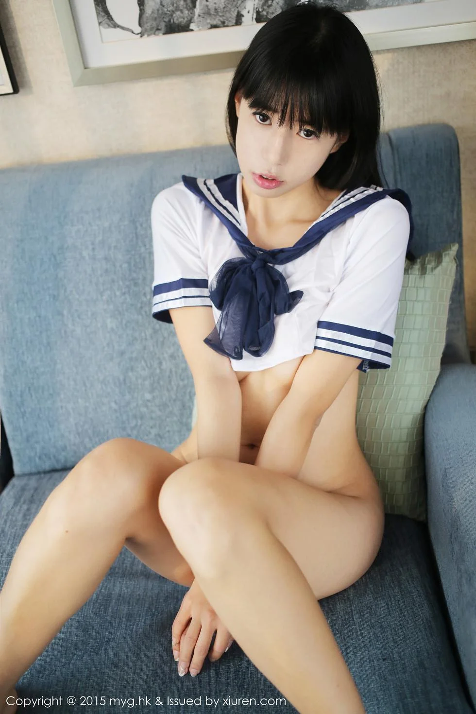 Ellie艾栗栗学生妹水手服真空秀美乳半球绝美写真 第 13 张