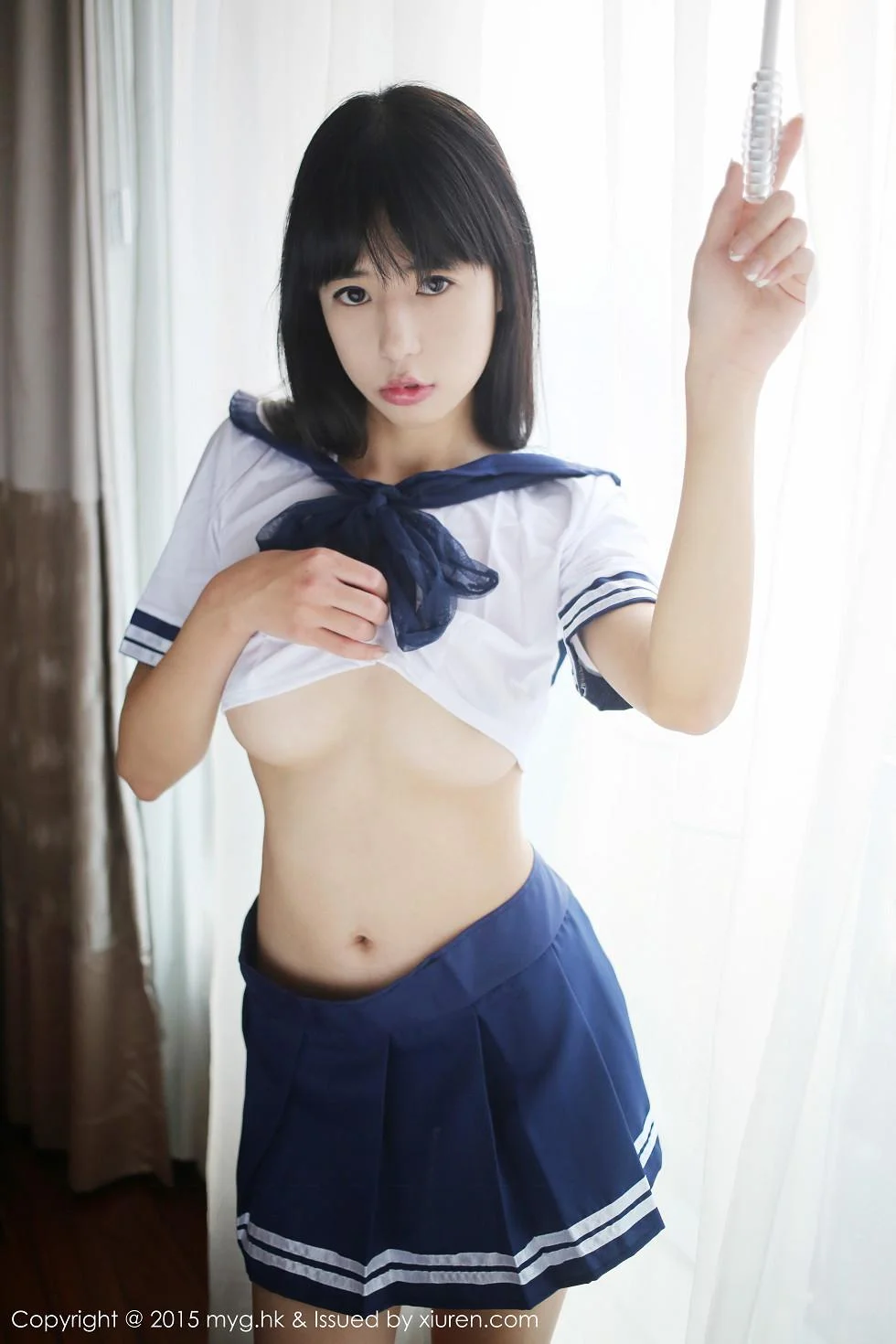 Ellie艾栗栗学生妹水手服真空秀美乳半球绝美写真 第 71 张