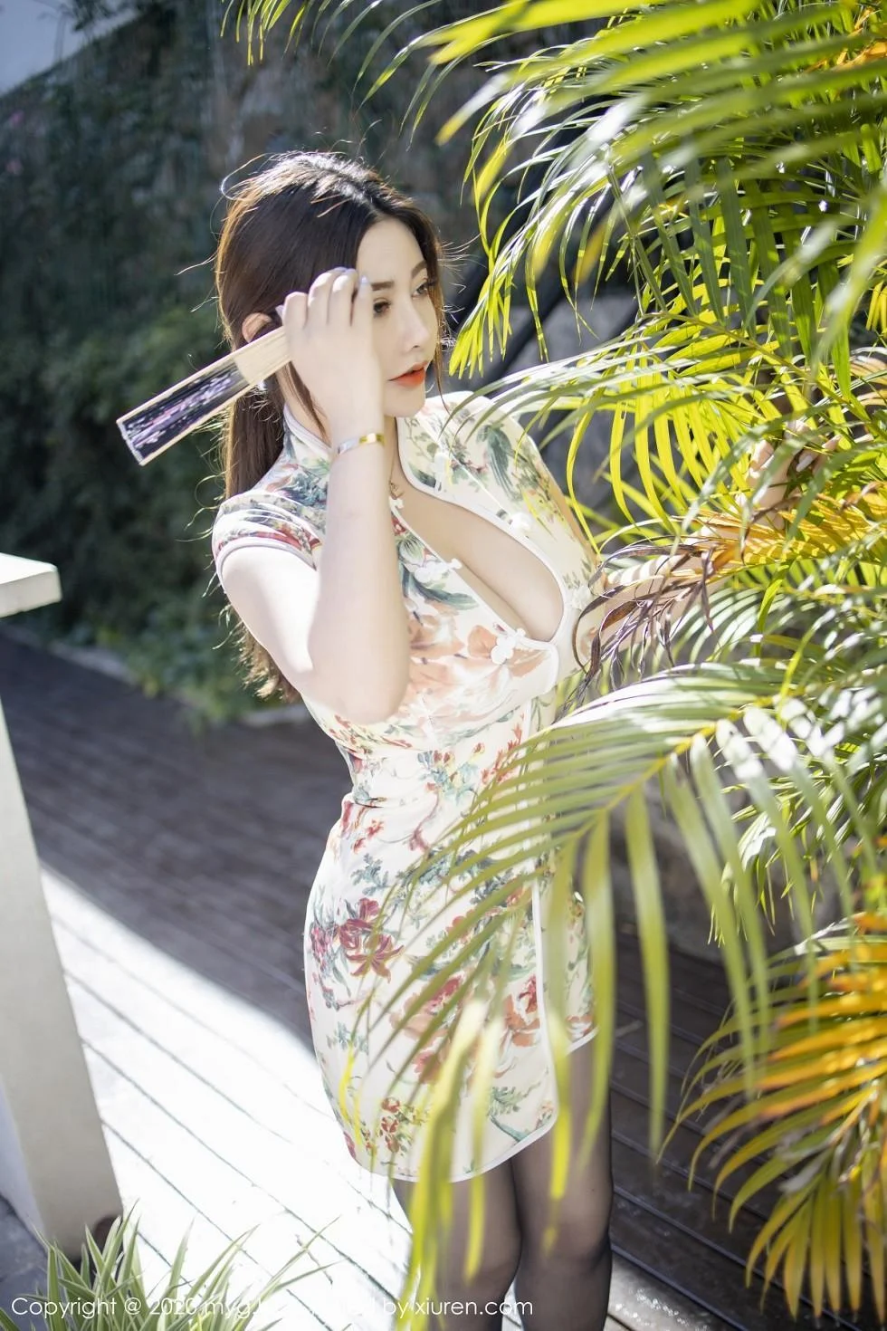 软软子性感古韵旗袍半脱露情趣内衣吊带黑丝极致绝美写真 第 28 张