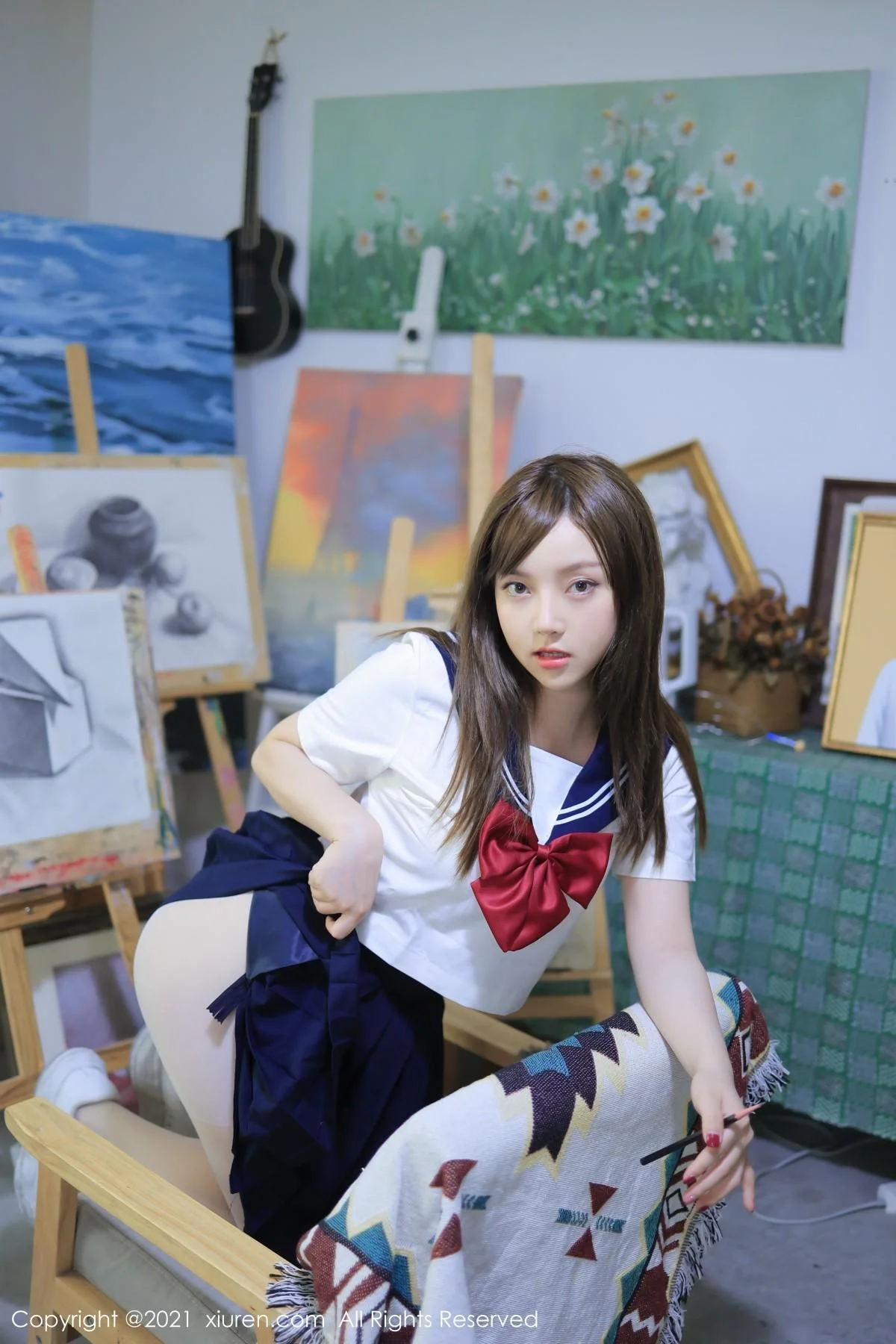 豆瓣酱真实画室场景主题半脱制服露开档白丝完美绝美写真 第 3 张