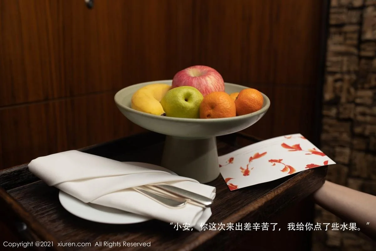 安然Maleah成都旅拍酒店剧情主题开档黑丝裤袜秀翘臀绝美写真 第 1 张