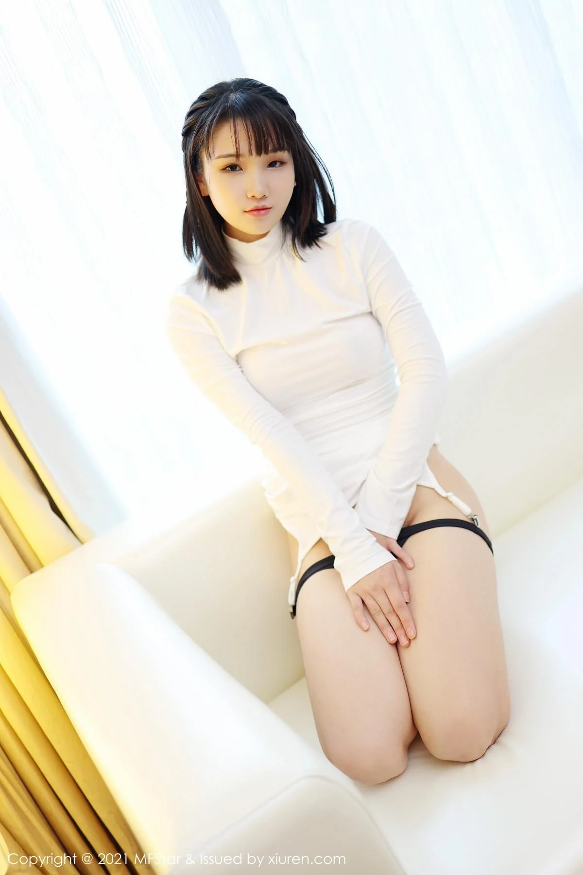 果果吖私房性感白色服饰半脱黑色内裤绝美写真 第 57 张