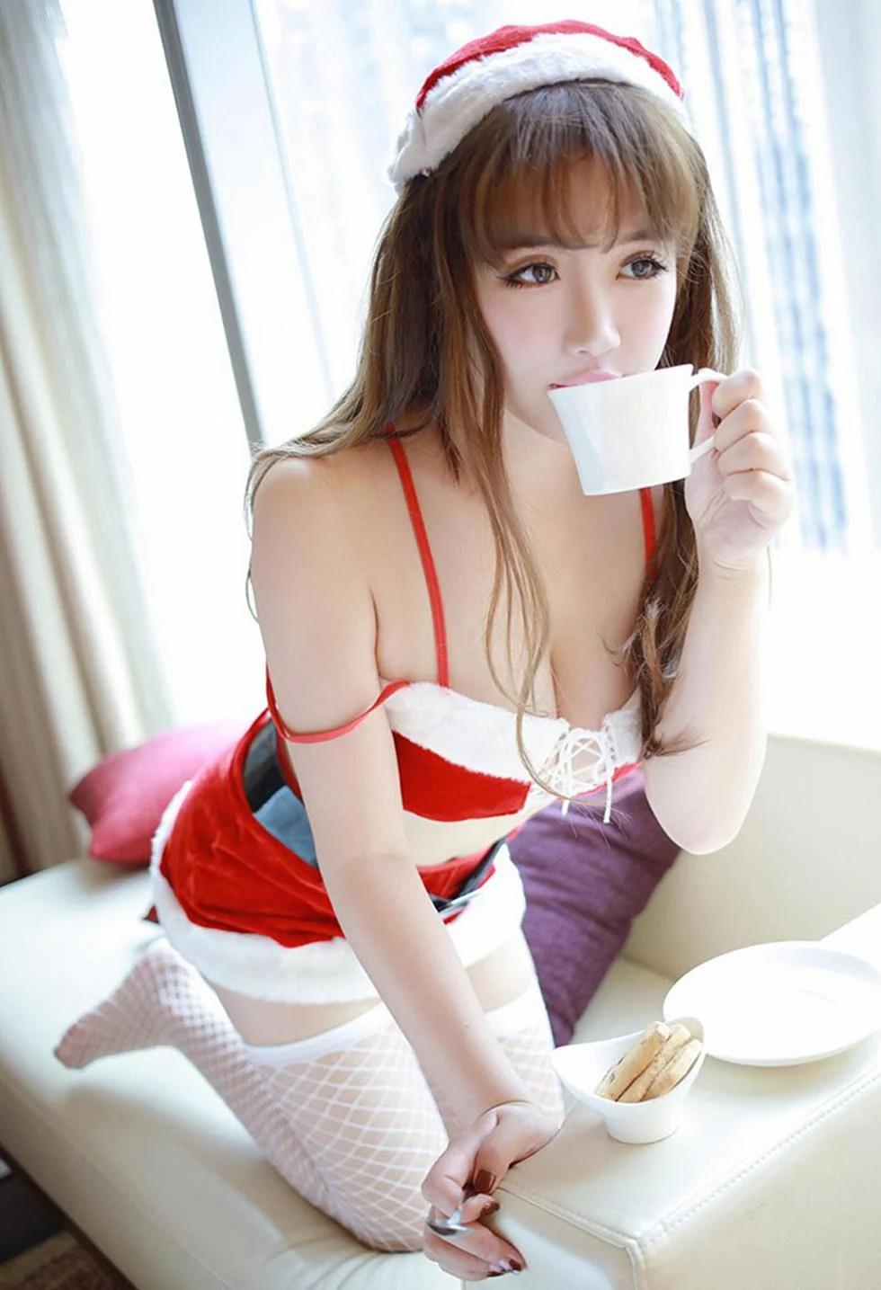 徐cake泰国心愿旅拍白色蕾丝内衣秀美胸性感写真 第 59 张
