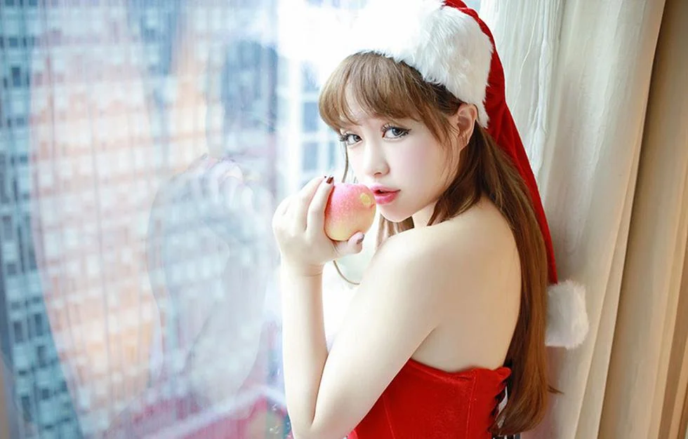徐cake泰国心愿旅拍白色蕾丝内衣秀美胸性感写真 第 68 张