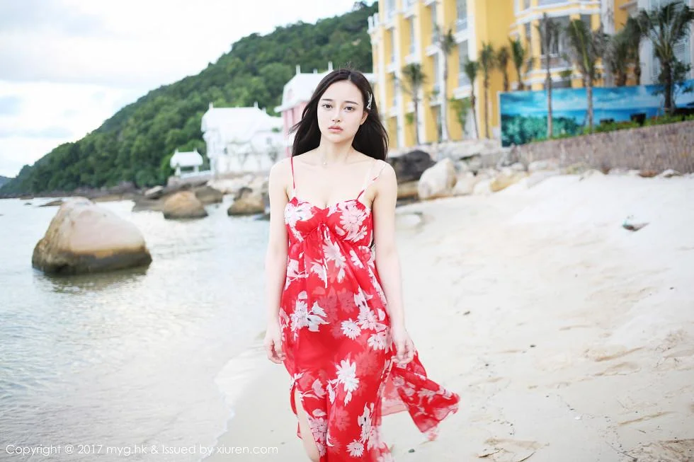 唐琪儿il越南旅拍波西米亚风红色吊带裙性感写真 第 74 张