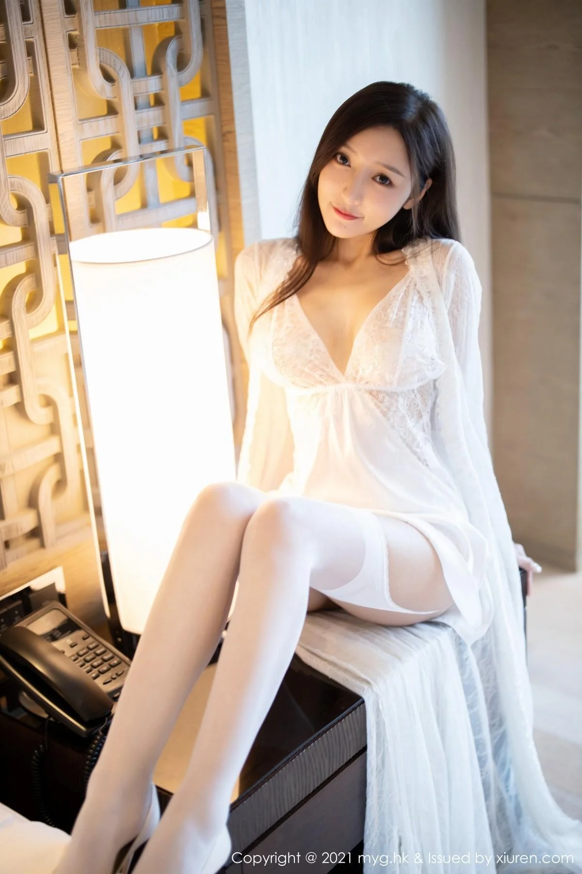 王馨瑶yanni江浙沪旅拍白色缕空连衣裙配吊袜白丝绝美写真 第 42 张