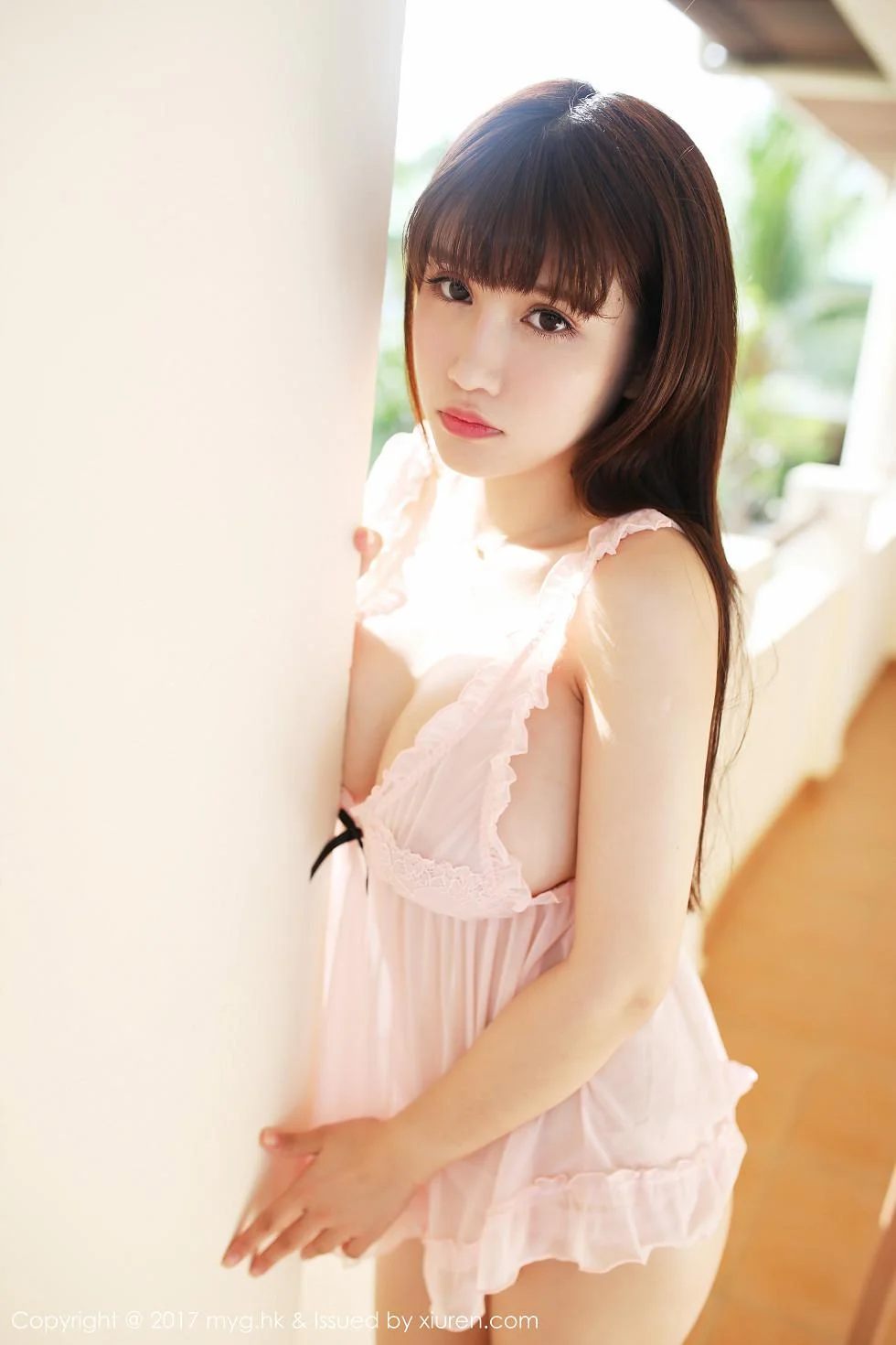 K8傲娇萌萌薄荷岛旅拍粉红薄纱睡衣秀美乳绝美写真 第 50 张