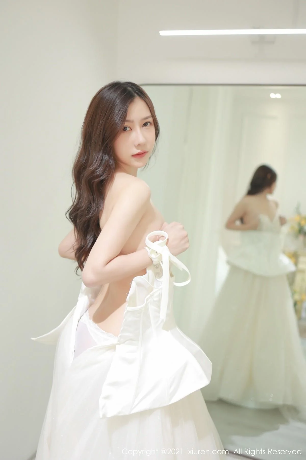 尹甜甜私房洁白唯美婚纱半脱真空露傲人豪乳极致绝美写真 第 14 张