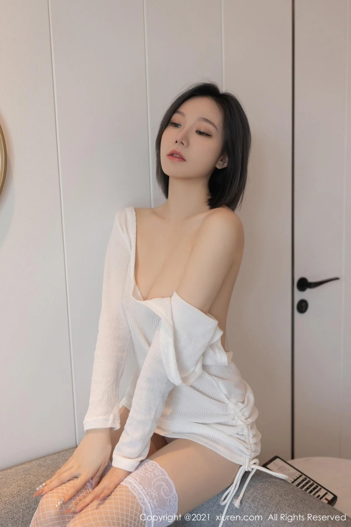 安然Maleah重庆旅拍洁白多姿镂空服饰秀翘臀美腿绝美写真 第 12 张