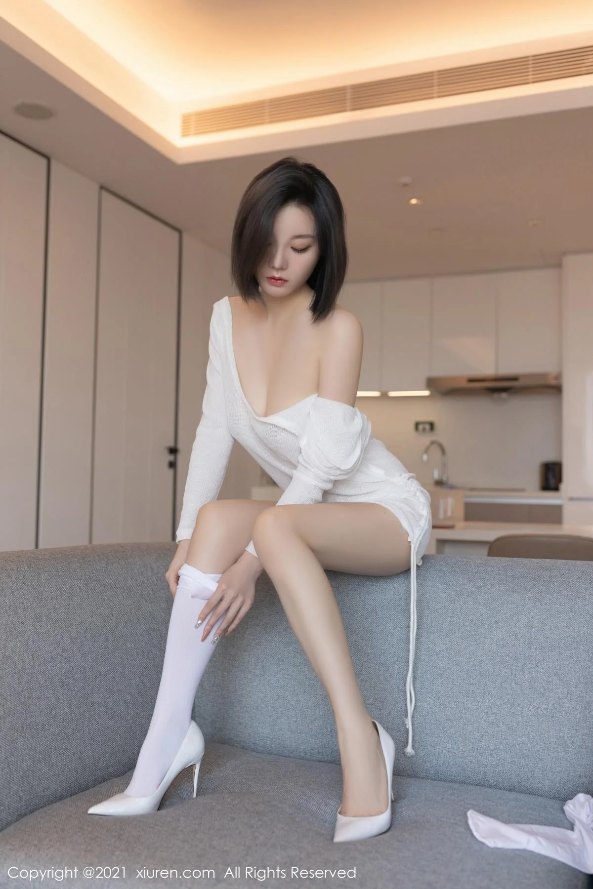 安然Maleah重庆旅拍洁白多姿镂空服饰秀翘臀美腿绝美写真 第 22 张