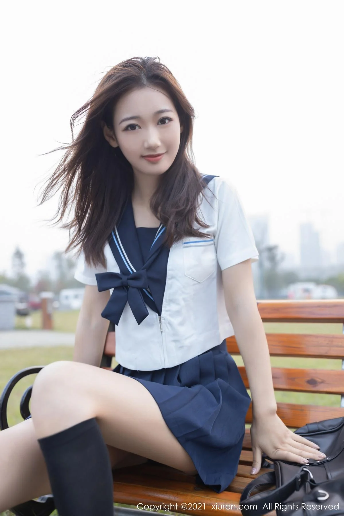 唐安琪校园恋爱主题青春时尚校服半脱露性感内衣绝美写真 第 8 张