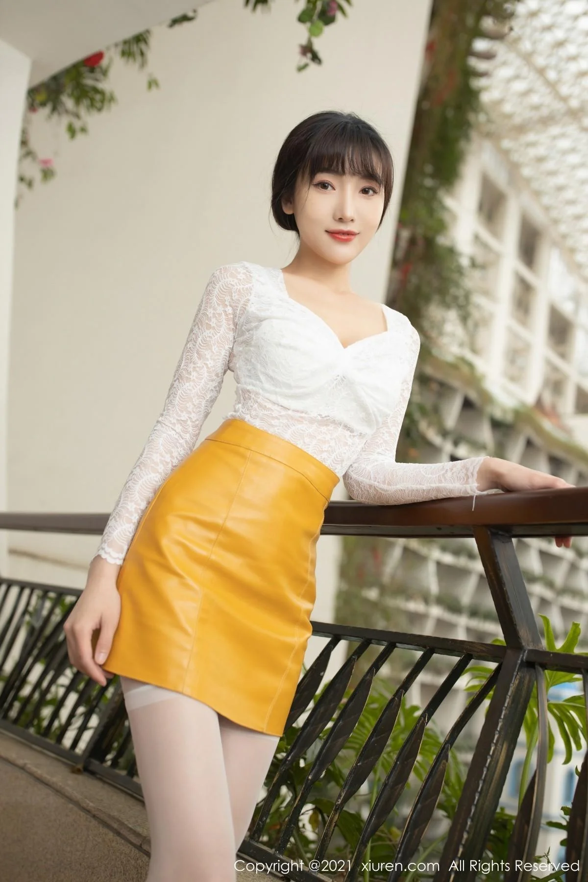 陆萱萱成都旅拍居家女友主题性感内衣配蕾丝吊袜绝美写真 第 4 张