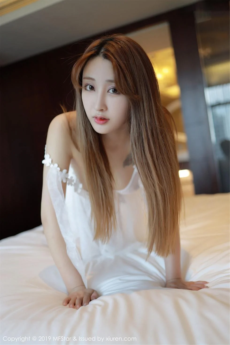 奈美nana私房白色薄纱内衣透视秀美乳喷血绝美写真 第 53 张