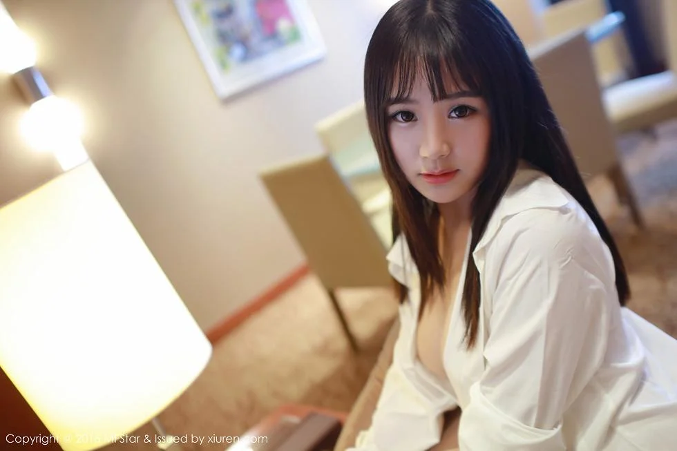 甜美女生思淇Sukiiii白嫩肌肤诱惑美乳前凸后翘写真 第 38 张
