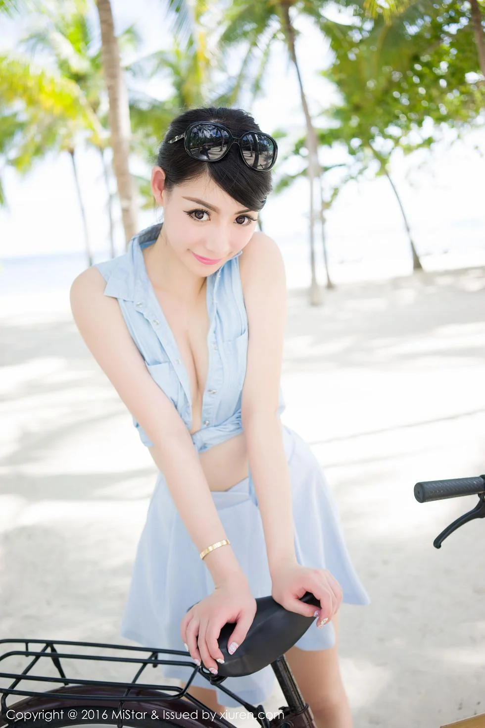 Mara酱薄荷岛旅拍高腰学生制服露半球绝美写真 第 43 张