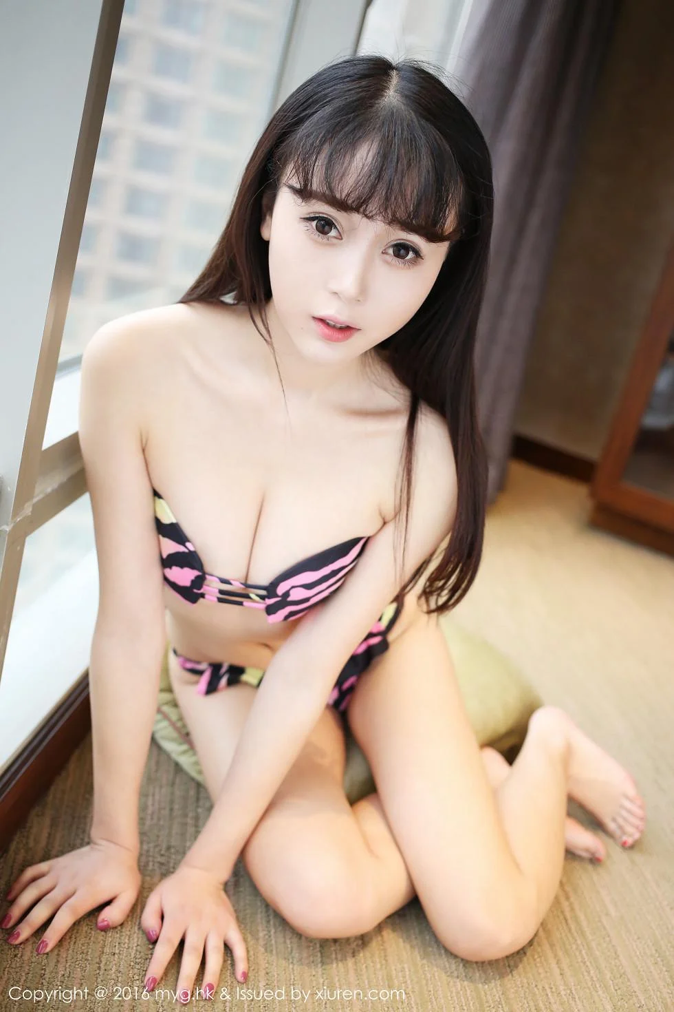 赵小米Kitty大尺度私房全裸手遮双乳撩人绝美写真 第 95 张