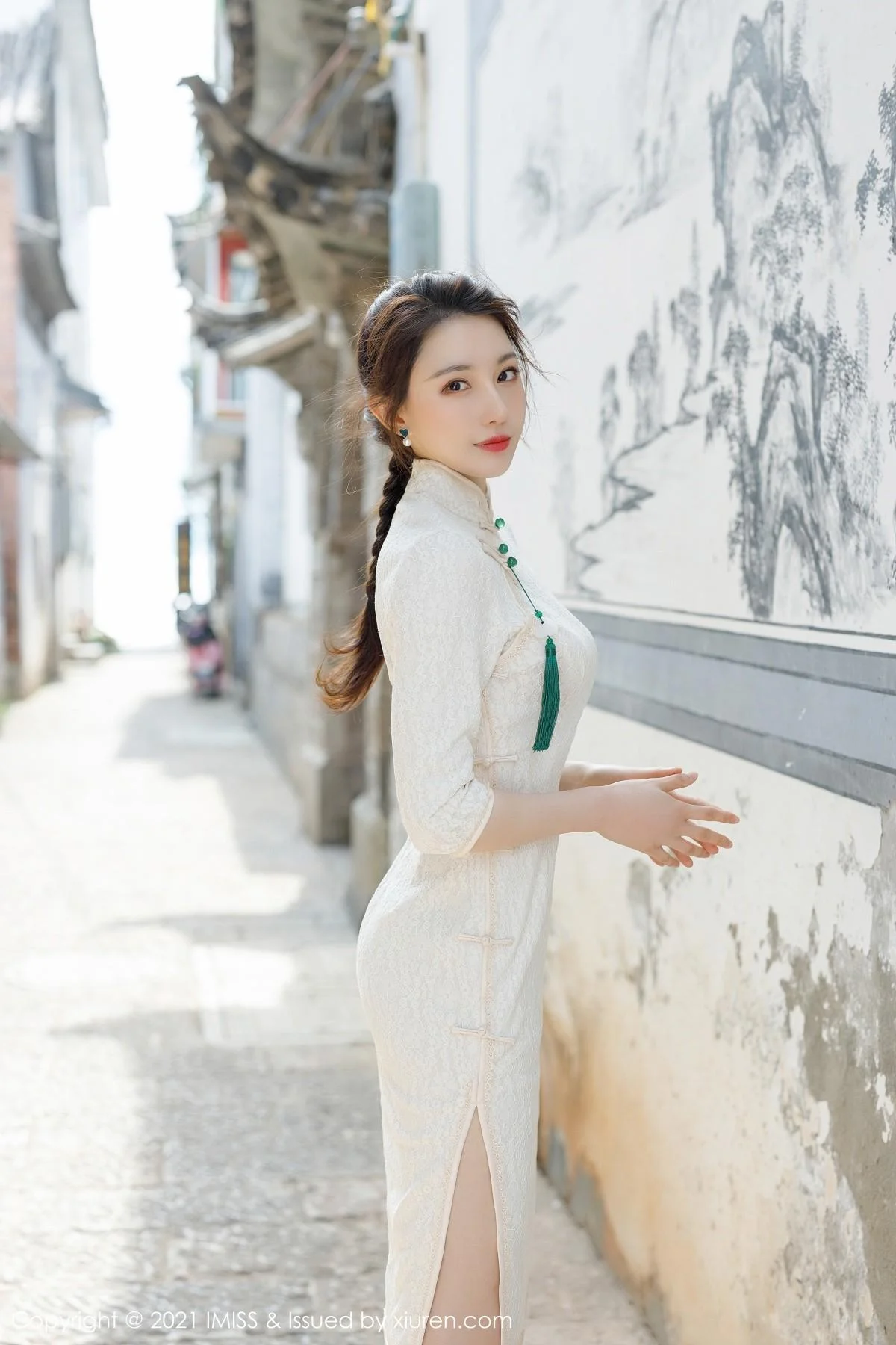 气质Lynn刘奕宁户外街拍系列+私房薄纱裙秀美腿绝美写真 第 37 张