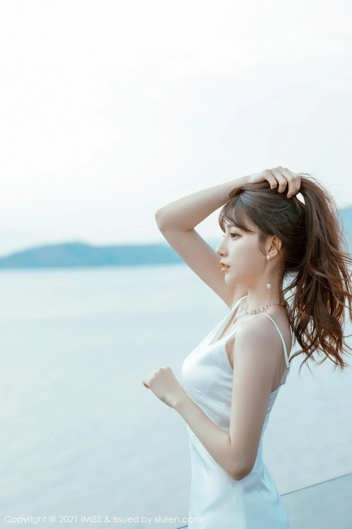 气质Lynn刘奕宁户外街拍系列+私房薄纱裙秀美腿绝美写真 第 6 张