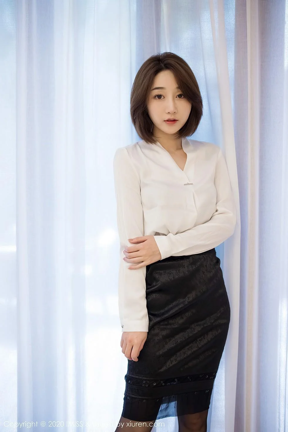 九月生_心愿旅拍职场秘书制服主题露私房内衣完美绝美写真 第 18 张