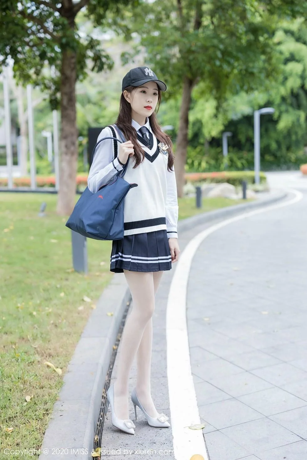 杨紫嫣Cynthia酒店剧情主题浴缸性感内衣完美绝美写真 第 3 张