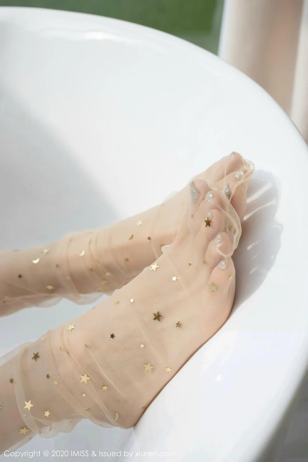 许诺Sabrina私房性感连身裙配超薄黑丝撩人绝美写真 第 51 张