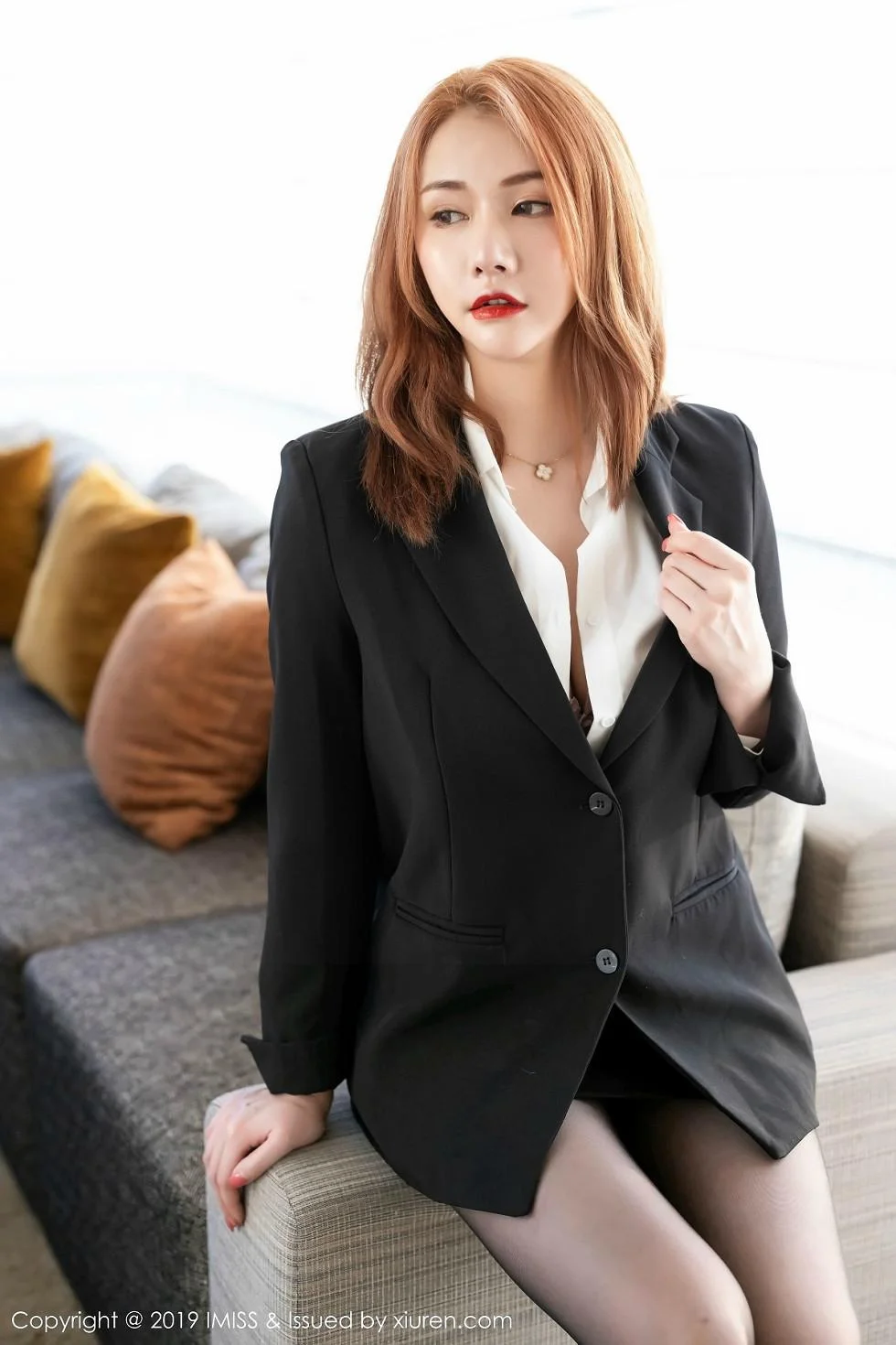 Evon陈赞之私房性感内衣配黑丝袜秀惹火身材绝美写真 第 17 张