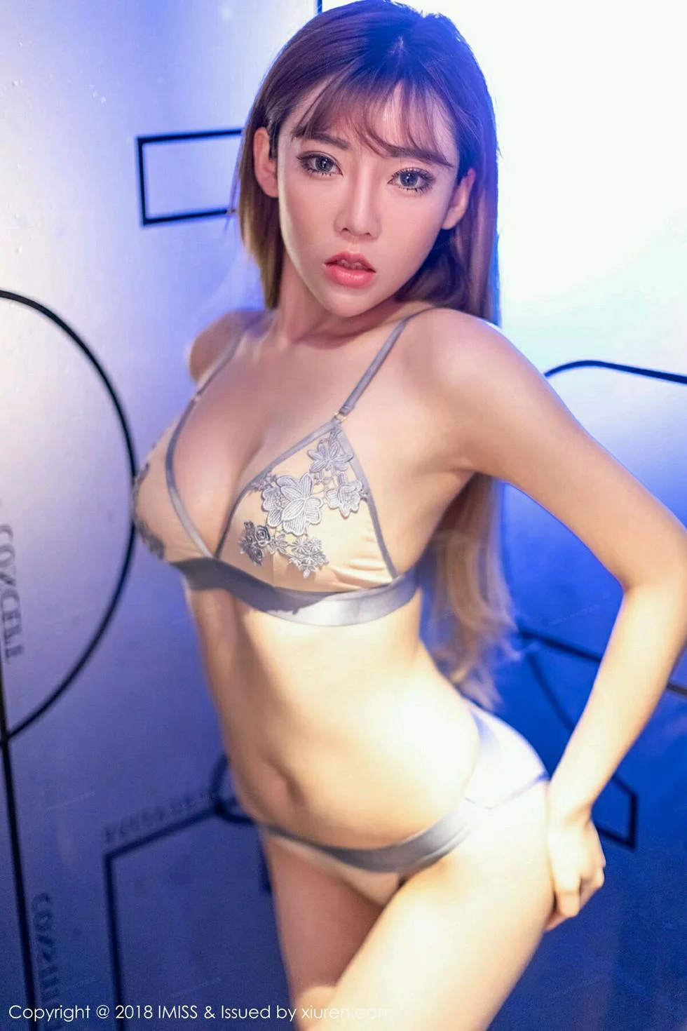 萌汉药bab私房浴室里脱内衣露傲人豪乳极致绝美写真 第 36 张