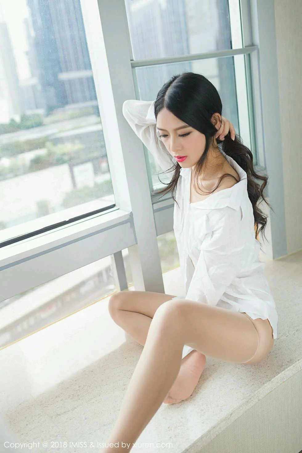 语嫣Candy私房白衬衣配肉丝袜+红色和服性感写真 第 12 张