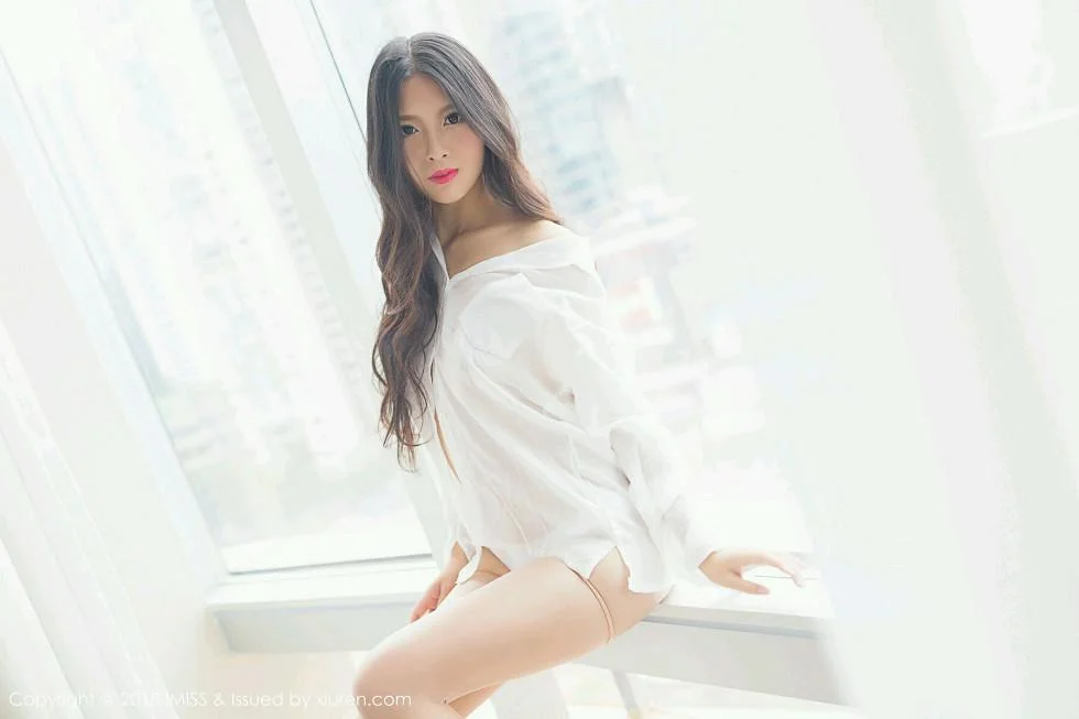 语嫣Candy私房白衬衣配肉丝袜+红色和服性感写真 第 16 张