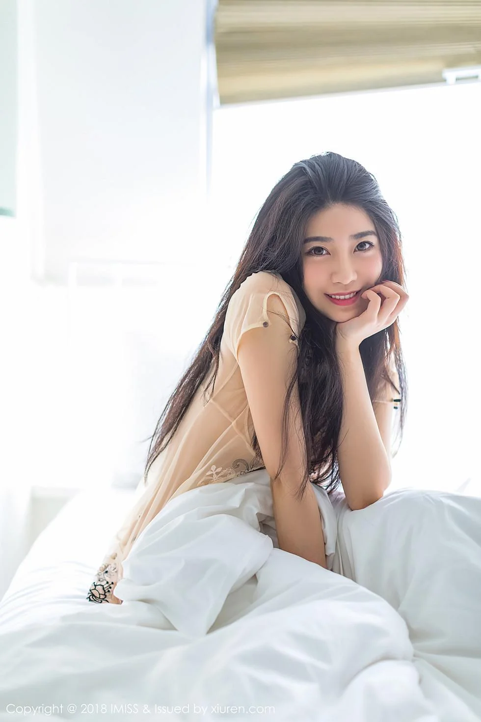 许诺Sabrina私房床上薄纱透视秀丁字裤妩媚绝美写真 第 11 张