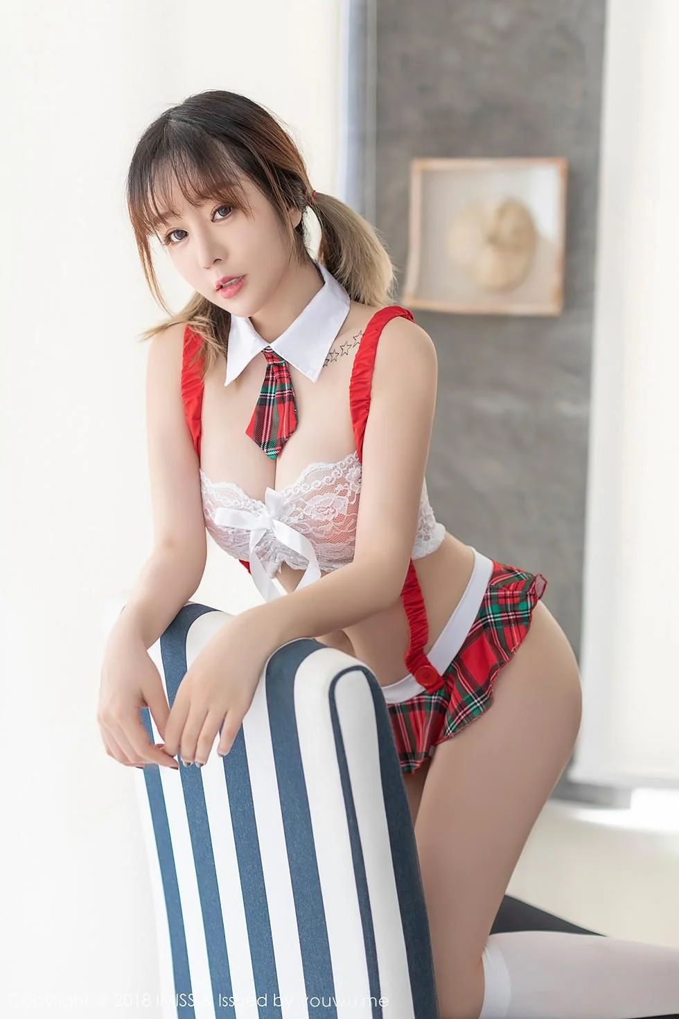 性感王雨纯白色蕾丝内衣透视秀豪乳惹火身材绝美写真 第 19 张