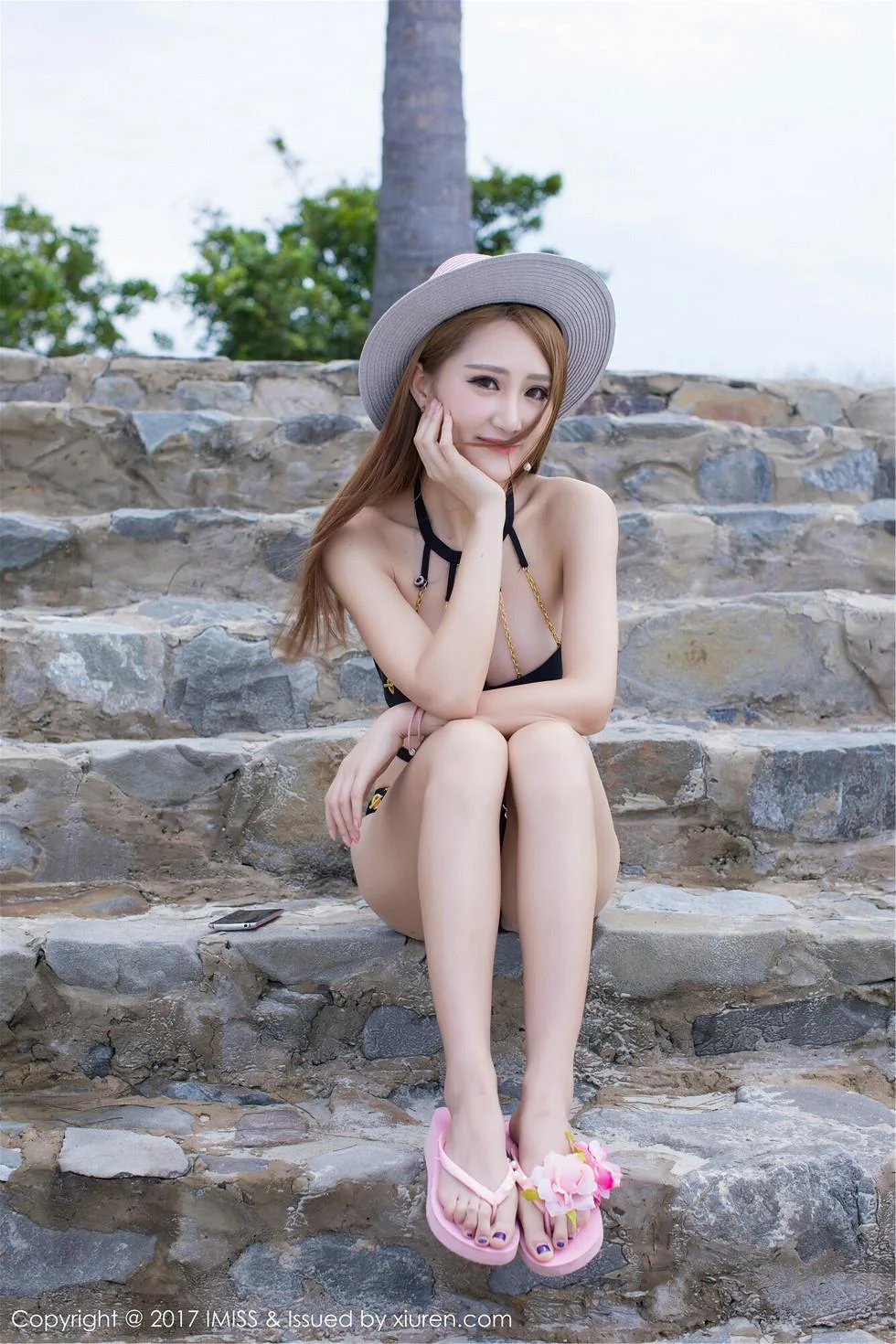 气质美女妤薇Vivian沙巴旅拍性感芭比娃娃秀傲人豪乳绝美写真 第 27 张