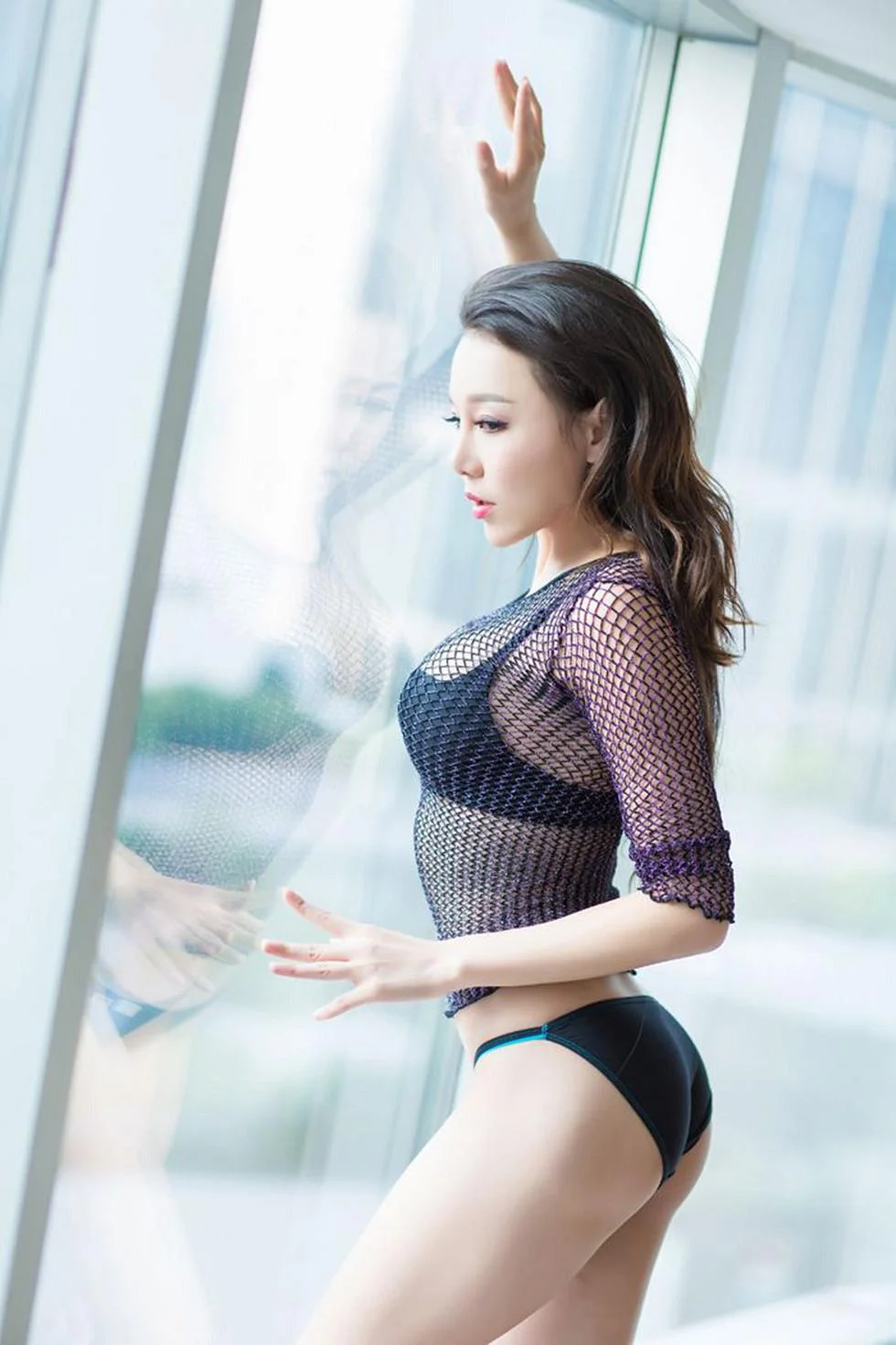 王沫儿SaSa性感白丝美腿傲人巨乳魅惑眼神写真 第 64 张