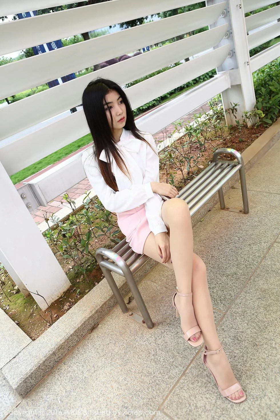 Winki丝姬超薄肉丝美腿无内露毛极致绝美写真 第 13 张