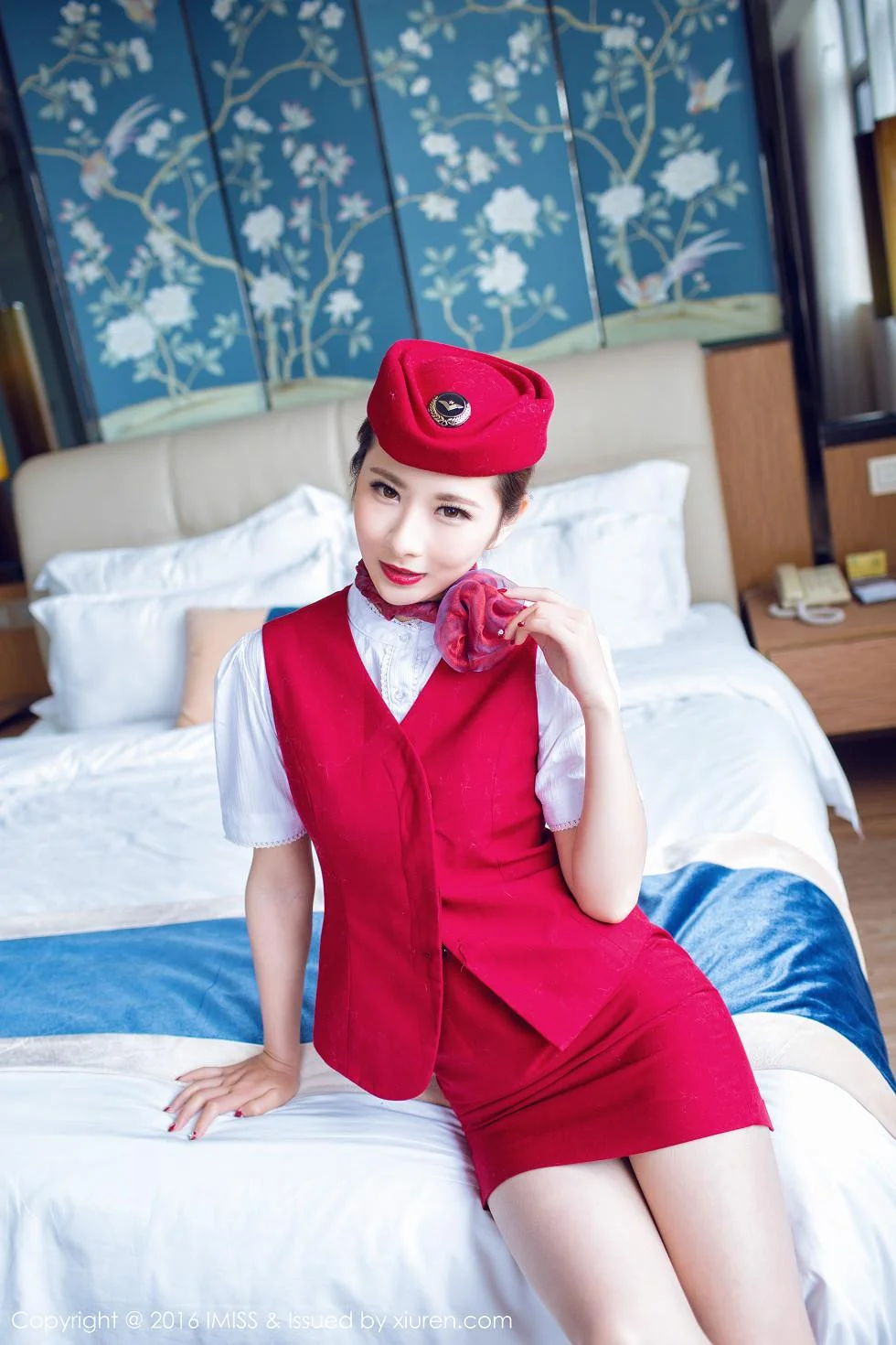 莉莉Lily红色空姐制服肉丝美腿性感翘臀绝美写真 第 20 张