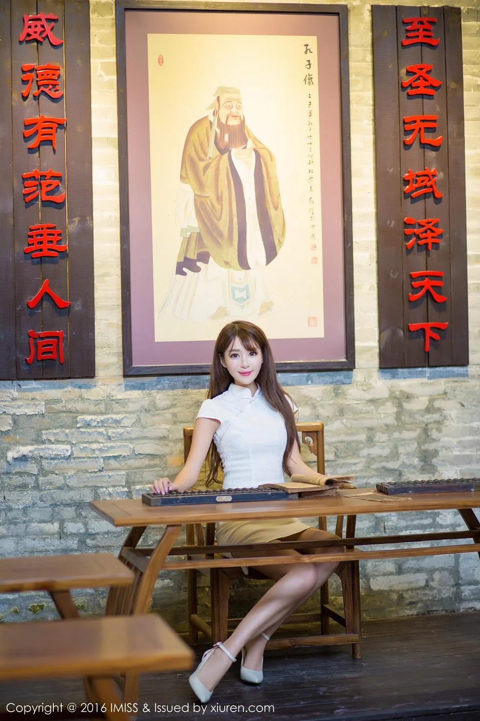 王曼妮&谭小雅古典旗袍风完美身材性感迷人写真 第 60 张