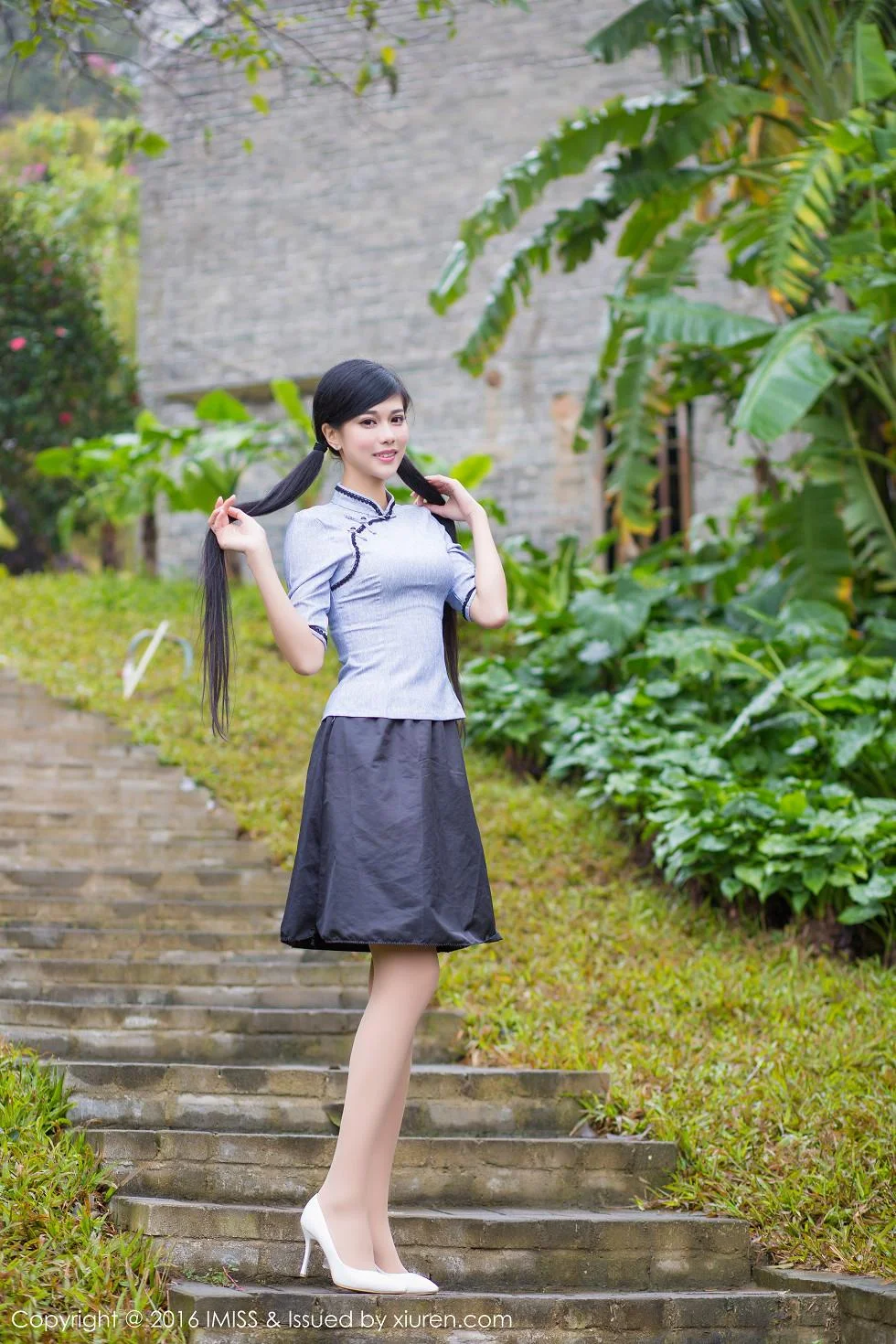 王曼妮&谭小雅古典旗袍风完美身材性感迷人写真 第 69 张