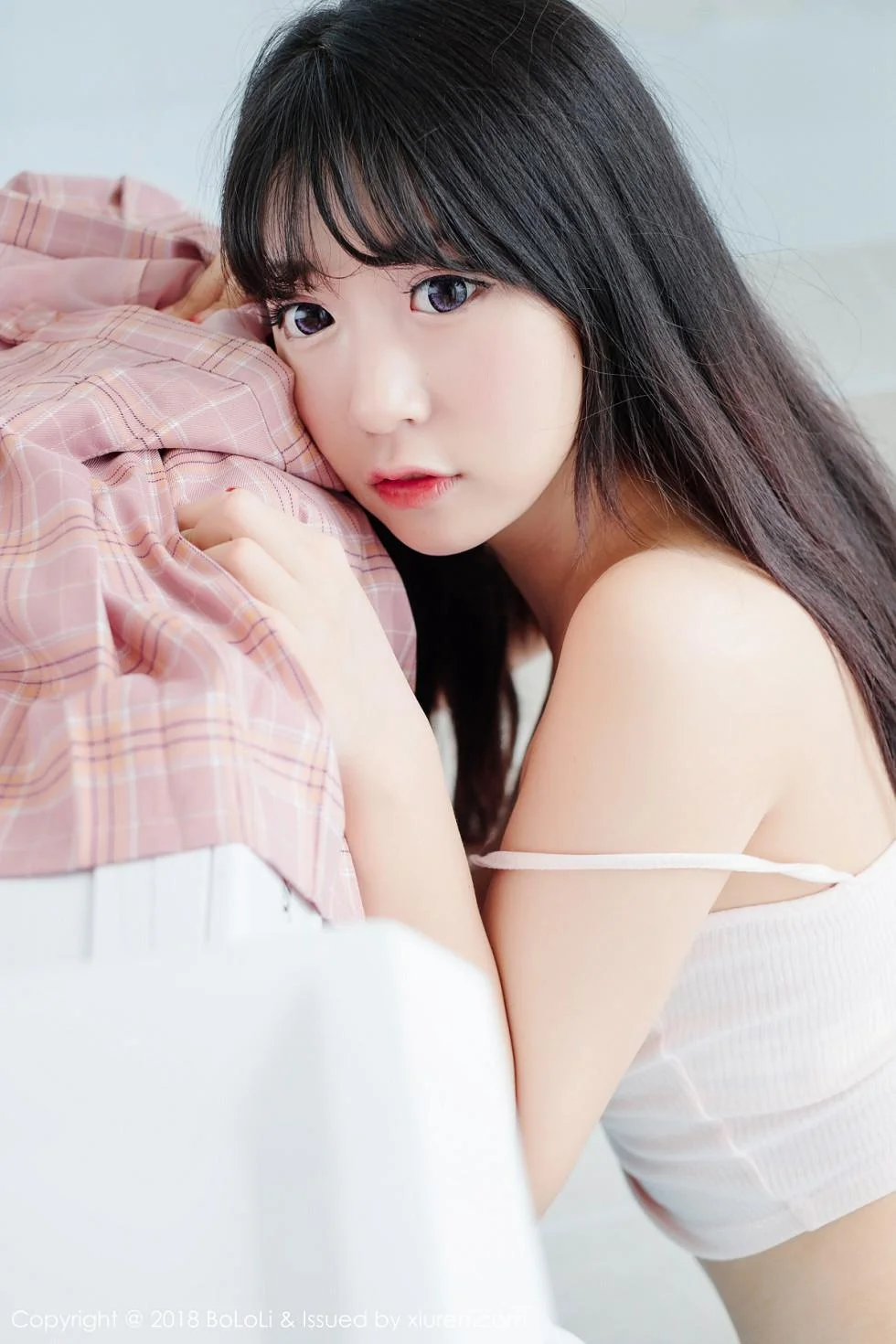 美女主播猫九酱Sakura粉色吊带内衣+三点式内衣私房绝美写真 第 37 张
