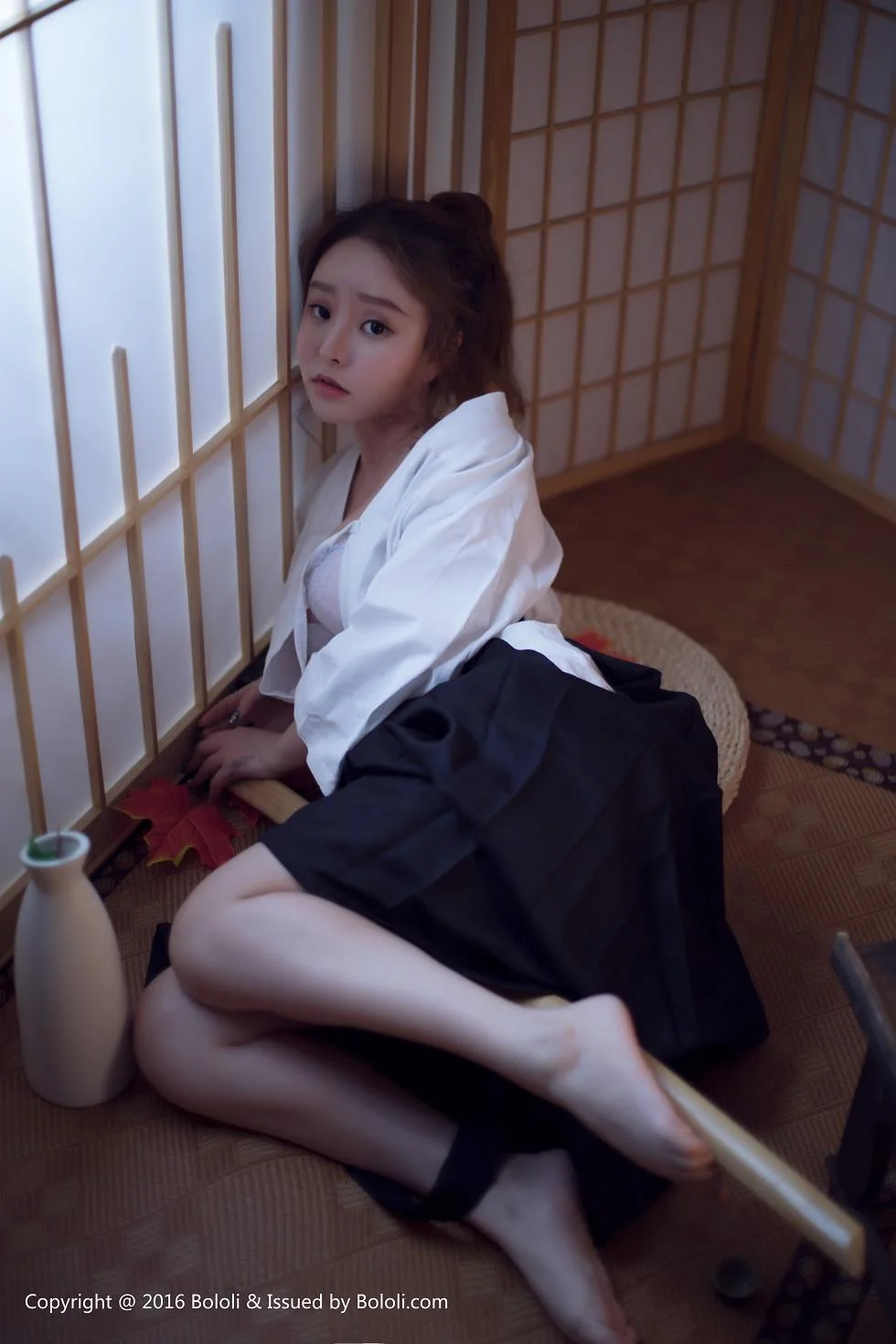 柳侑绮化身剑道美少女性感白色内衣爆乳绝美写真 第 24 张