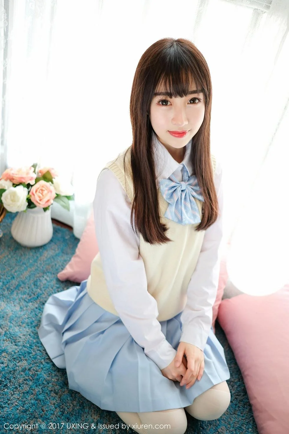 萝莉妹子丸子mayuki清纯学生装秀完美身材清爽迷人写真 第 5 张