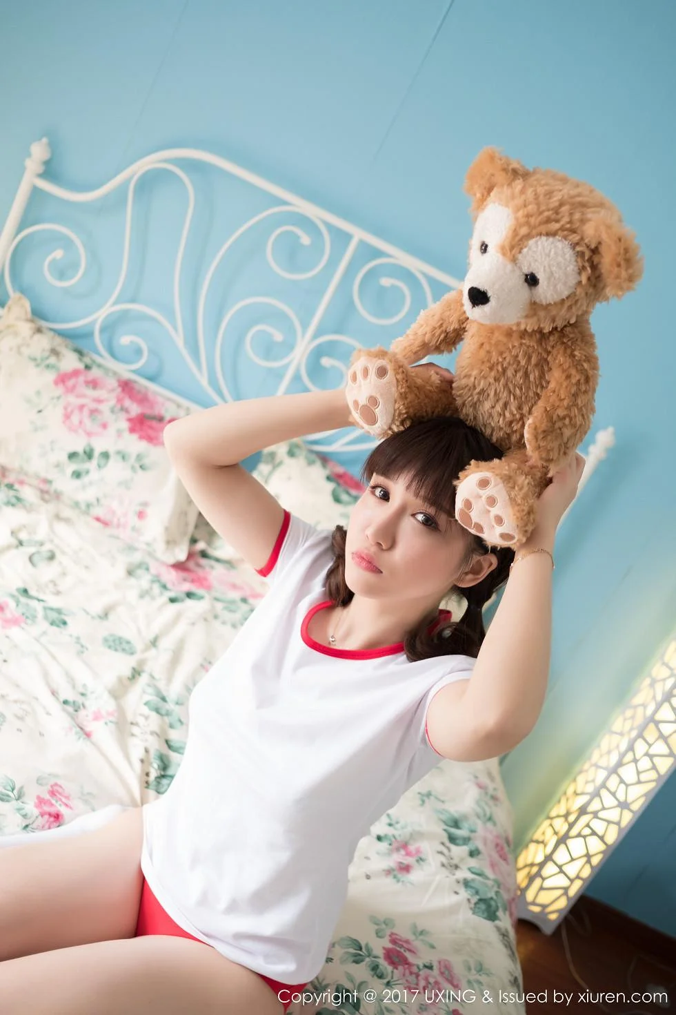 K8傲娇萌萌Vivian居家大床上体操服可爱萌动写真 第 36 张