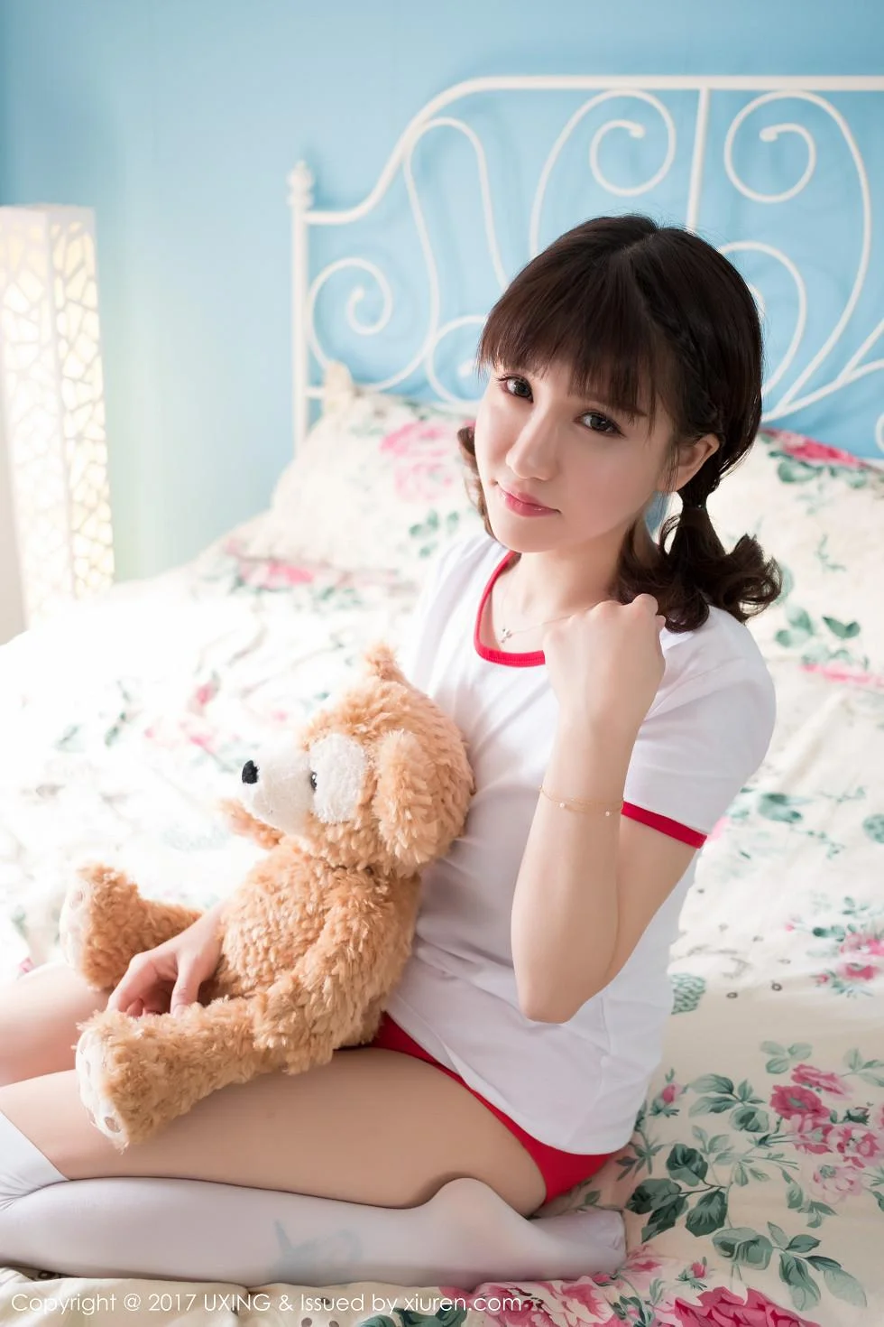 K8傲娇萌萌Vivian居家大床上体操服可爱萌动写真 第 46 张