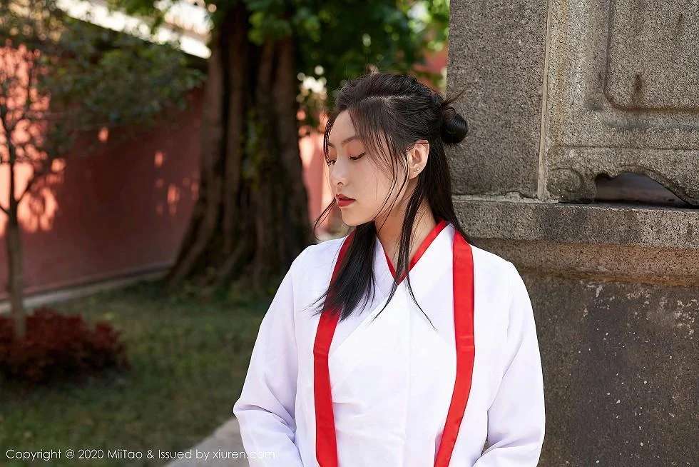茵茵简紫霞仙子主题CoS古典风清新迷人写真 第 17 张