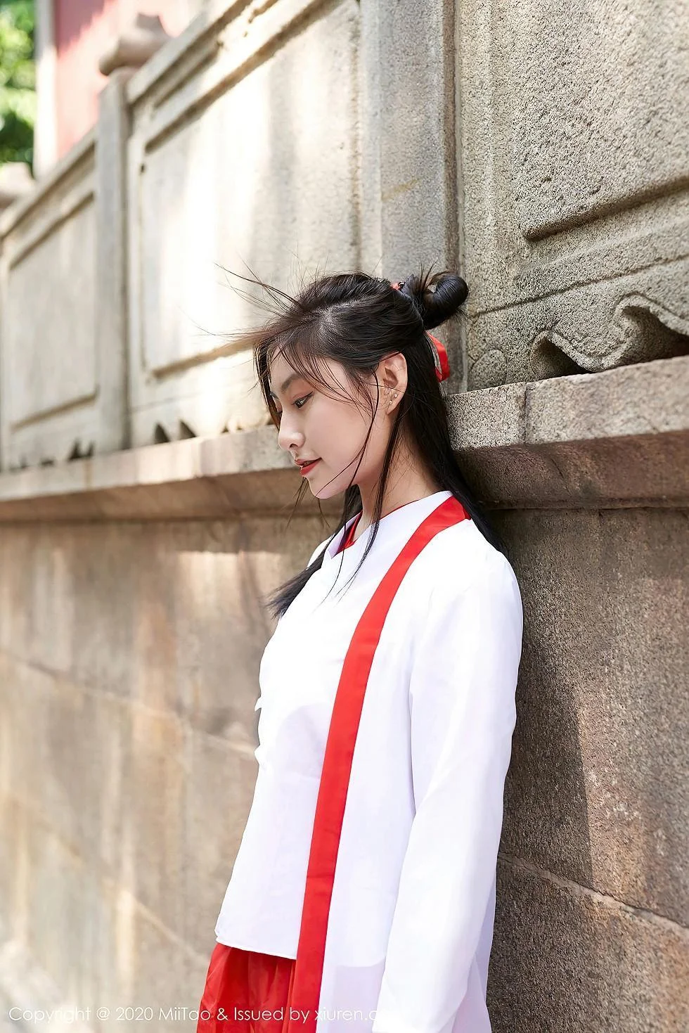 茵茵简紫霞仙子主题CoS古典风清新迷人写真 第 2 张