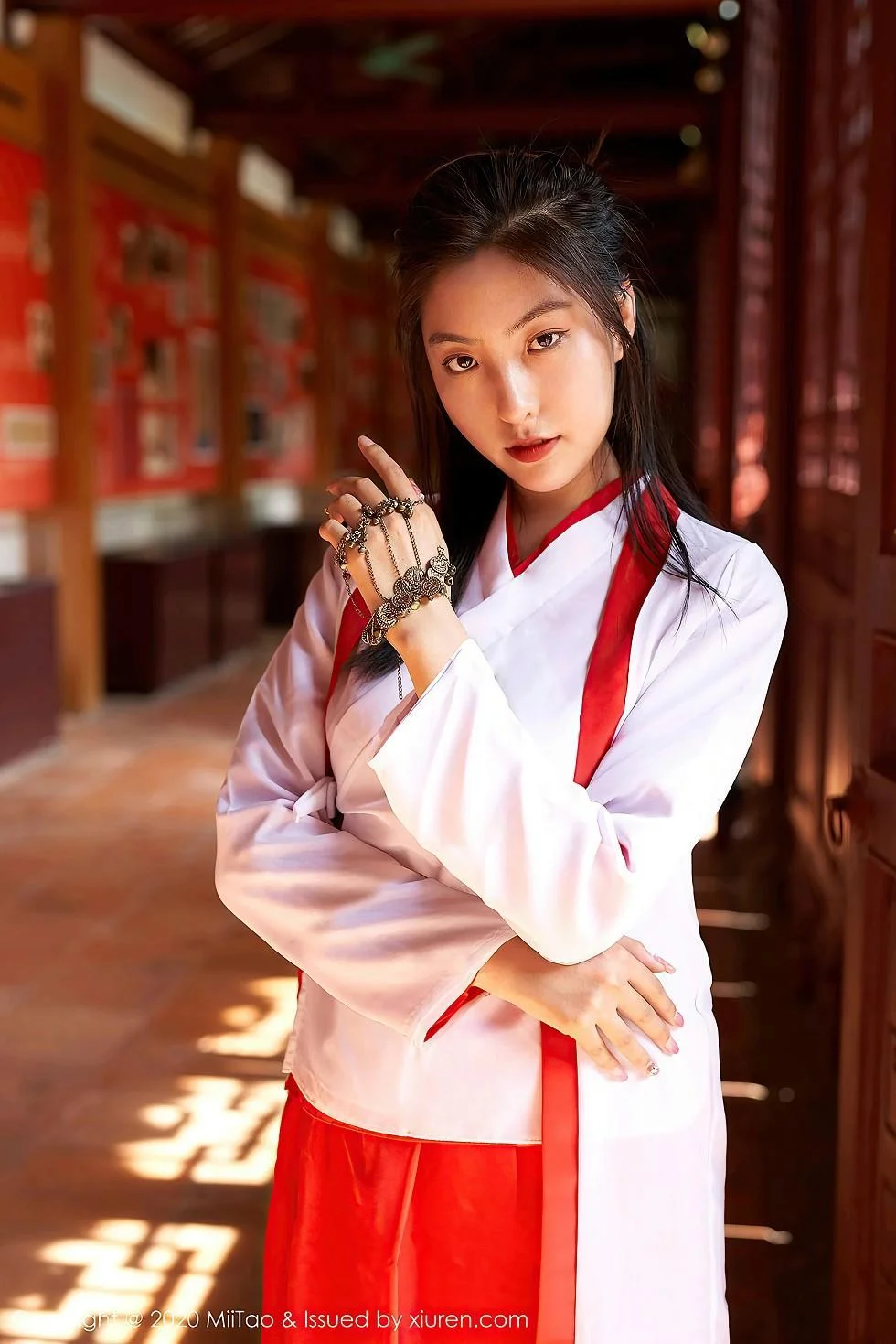 茵茵简紫霞仙子主题CoS古典风清新迷人写真 第 24 张