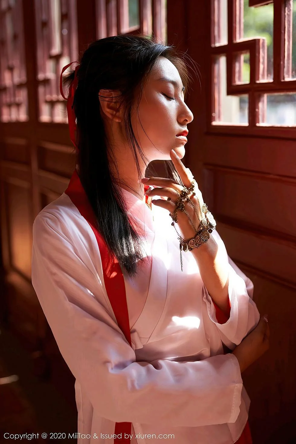 茵茵简紫霞仙子主题CoS古典风清新迷人写真 第 27 张