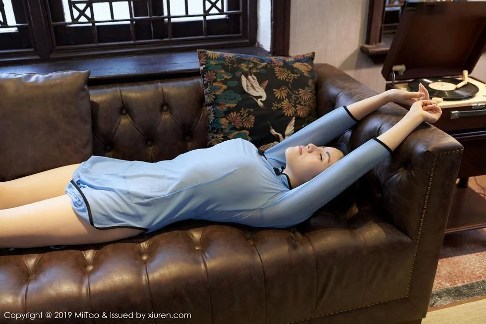 梦恬私房民国风薄纱旗袍透视秀傲人豪乳极致绝美写真 第 19 张