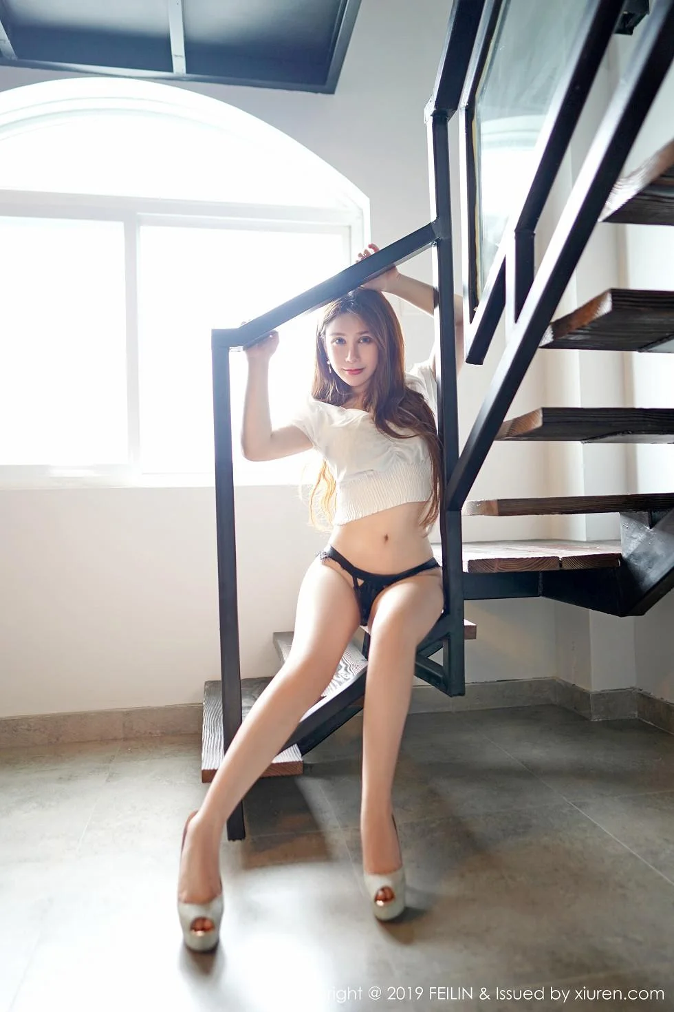 李清婳私房缕空开档连体黑丝秀完美身材撩人绝美写真 第 78 张