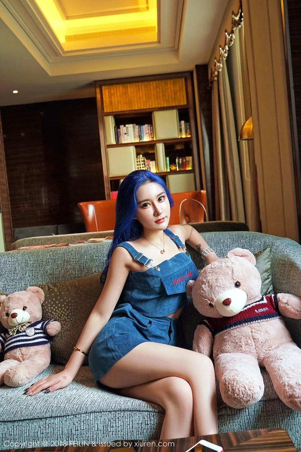喵莫儿私房全裸火辣胴体配黑色蕾丝丁字裤喷血绝美写真 第 10 张