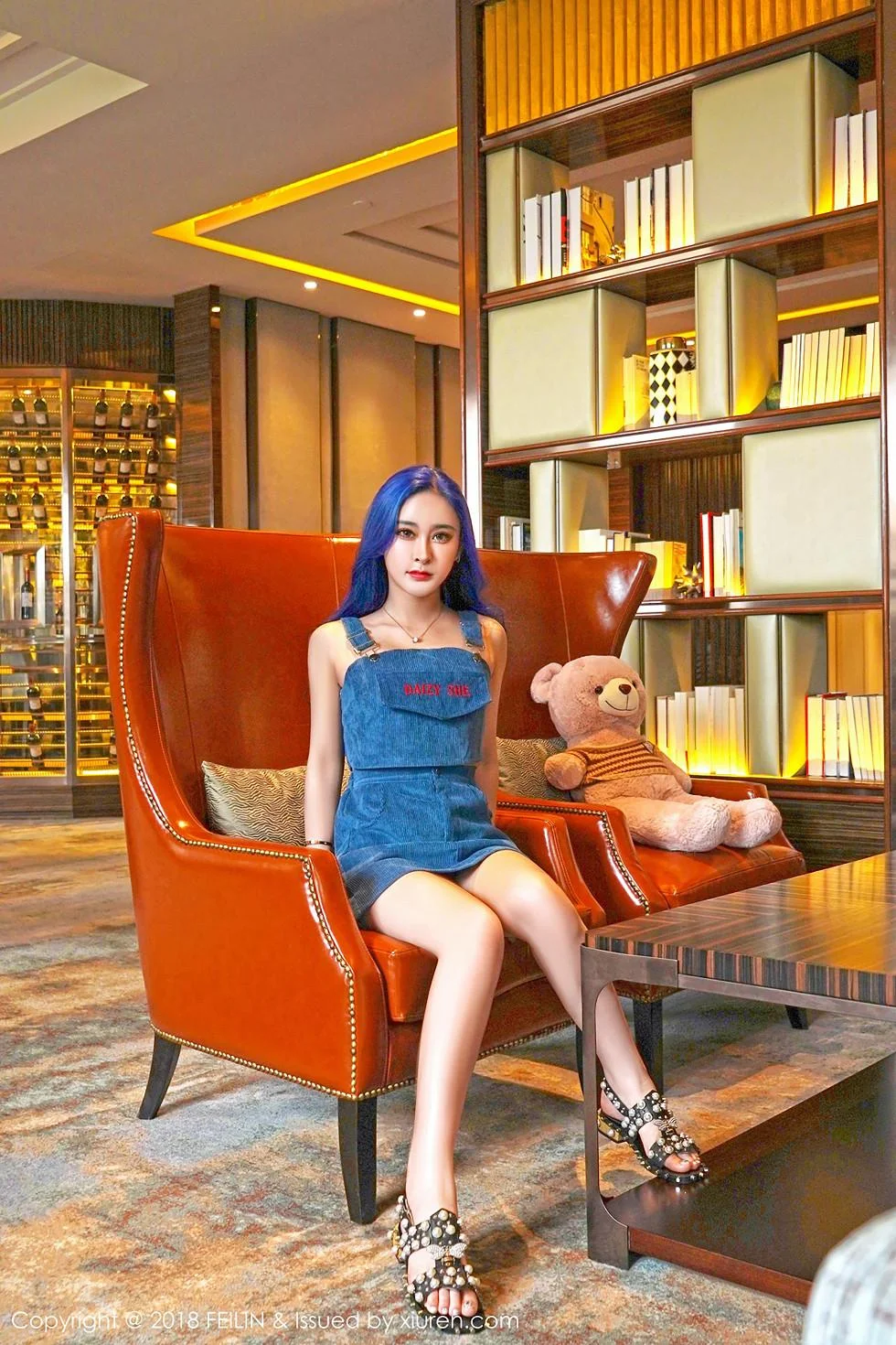 喵莫儿私房全裸火辣胴体配黑色蕾丝丁字裤喷血绝美写真 第 29 张